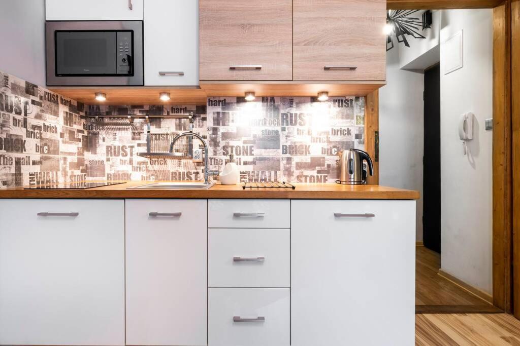 Studio Pomorska , Bezplatny Parking Apartment คราคูฟ ภายนอก รูปภาพ
